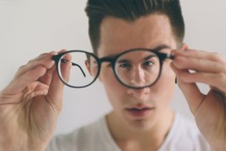 Mắt dại là gì? Nguyên nhân và cách khắc phục hiệu quả nhất